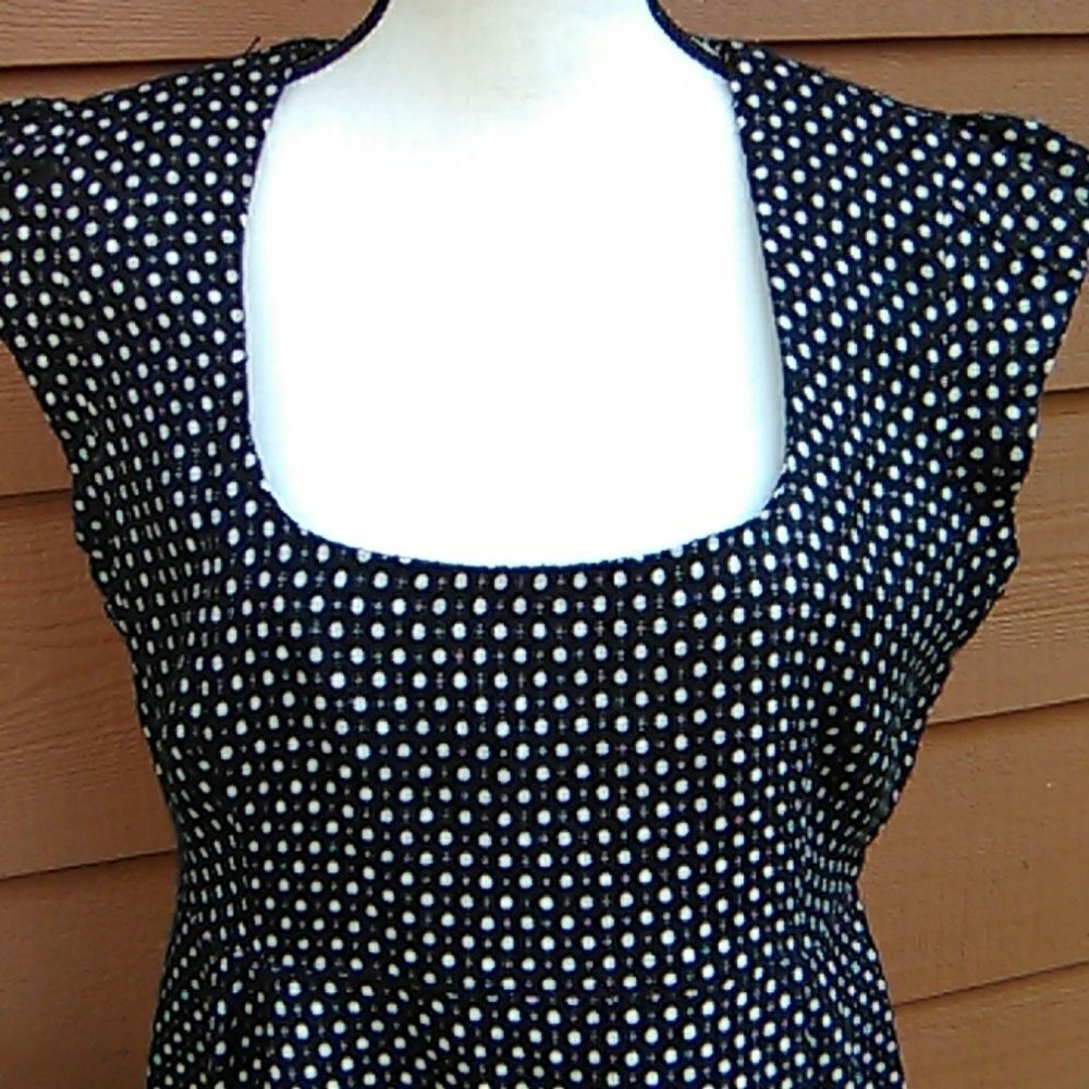 NWT Pippa Dress - Picture 2 of 8